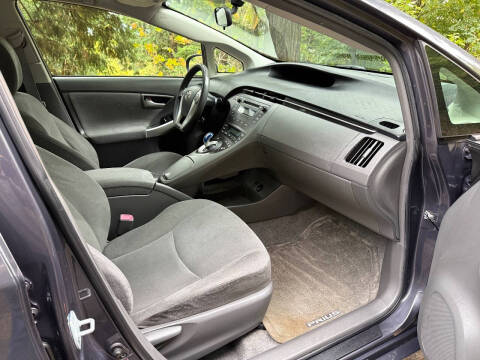 2010 Toyota Prius II