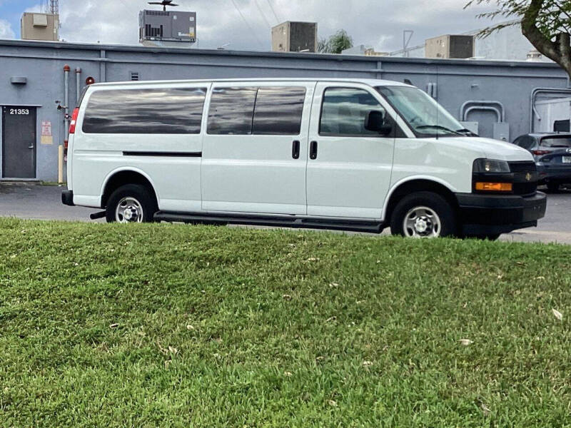 2023 Chevrolet Express LS 3500