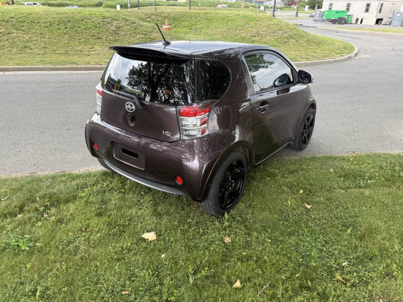 2014 Scion iQ