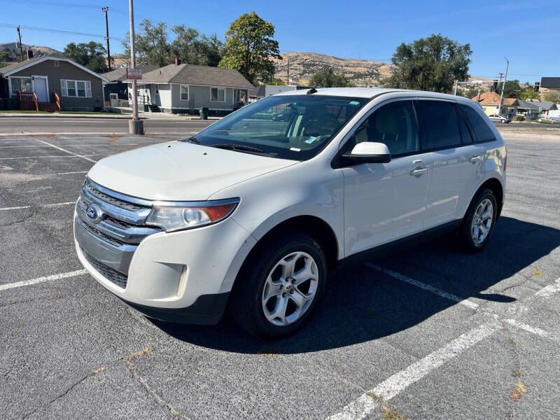 2013 Ford Edge SEL photo 2