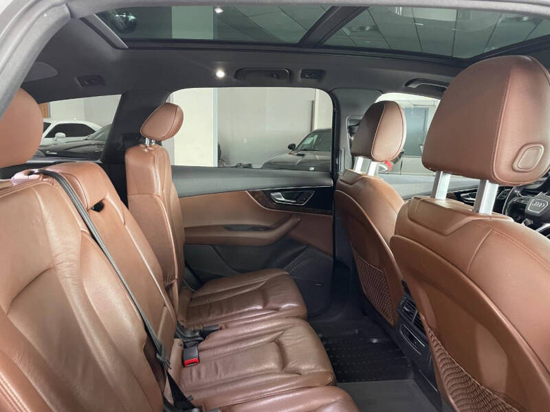 2017 Audi Q7 3.0T quattro Premium Plus