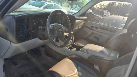 2004 Cadillac Escalade ESV
