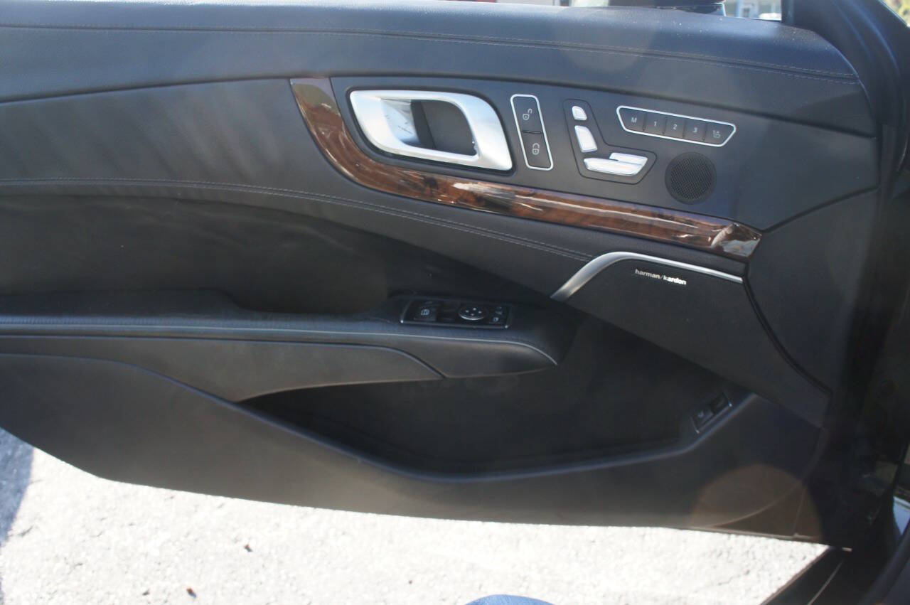 2013 Mercedes-Benz SL-Class 10