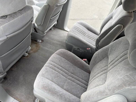 1998 Toyota Sienna LE