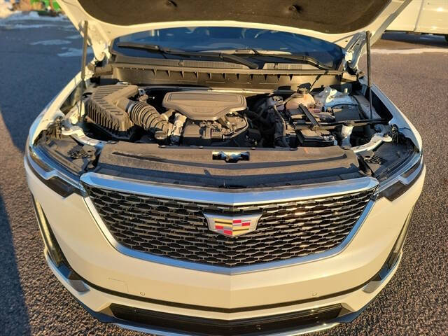 2024 Cadillac XT6 Premium Luxury