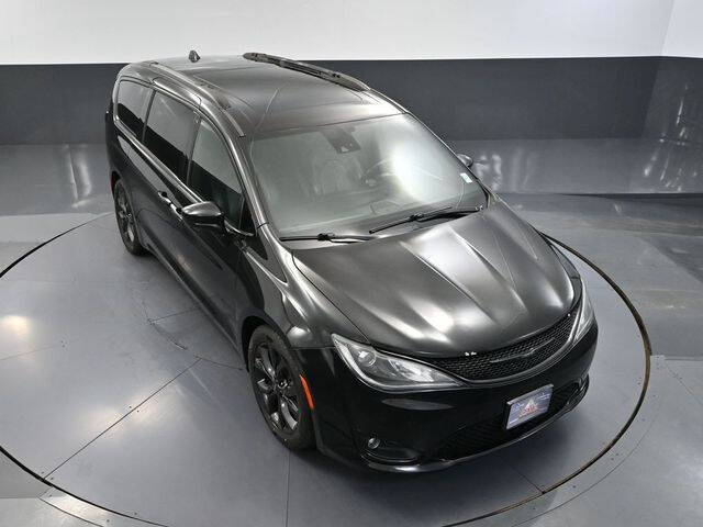 2019 Chrysler Pacifica Touring L Plus