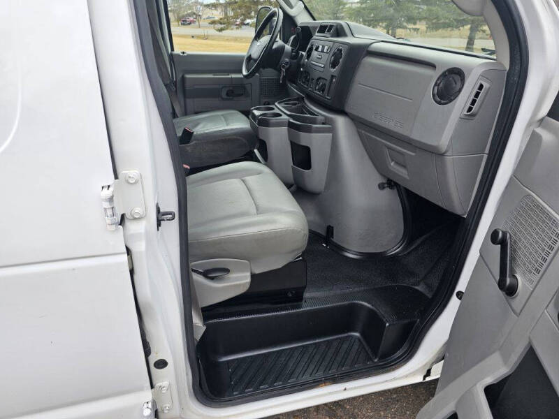2014 Ford E-Series E-250