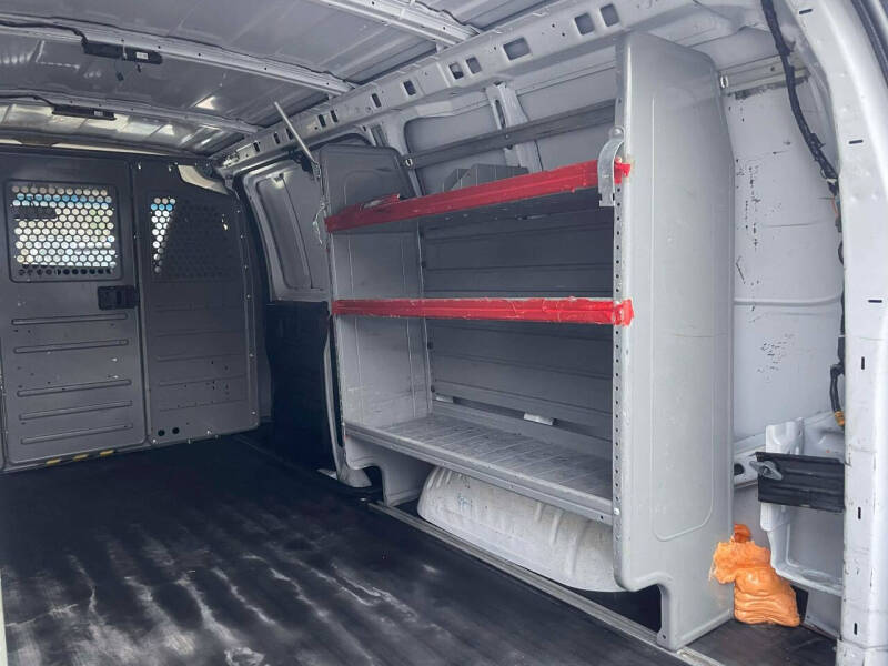 2020 Chevrolet Express 2500