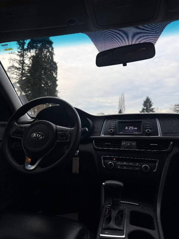 2017 Kia Optima LX