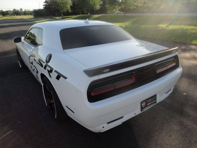 2016 Dodge Challenger SRT Hellcat