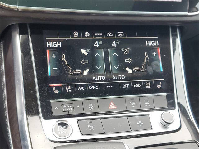 2023 Audi Q8 quattro Premium Plus 55 TFSI