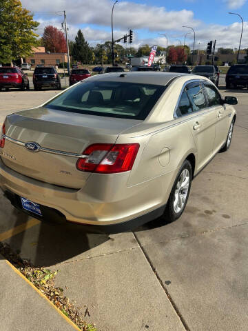 2011 Ford Taurus SEL