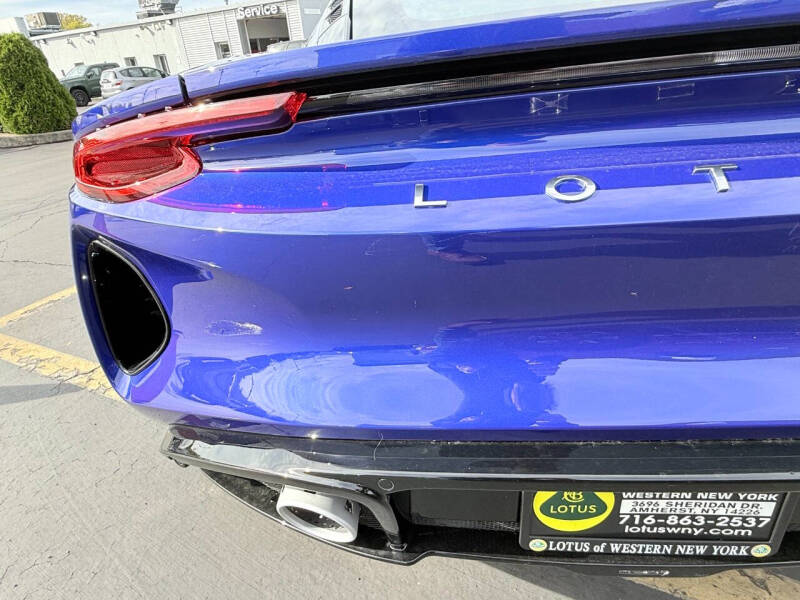 2025 Lotus Emira V6 Base