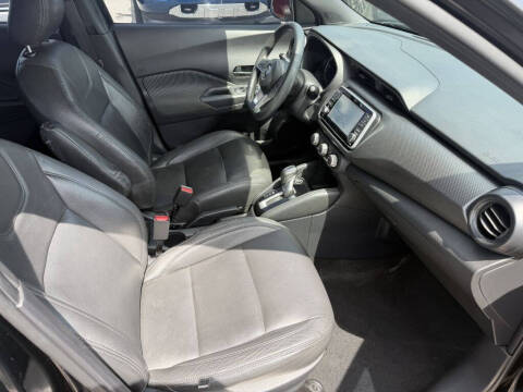 2019 Nissan Kicks S