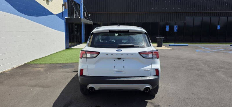 2022 Ford Escape S