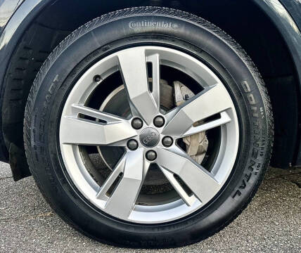 2019 Audi Q5 quattro Premium Plus 45 TFSI