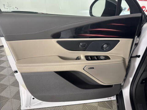 2025 Lincoln Nautilus Hybrid Reserve