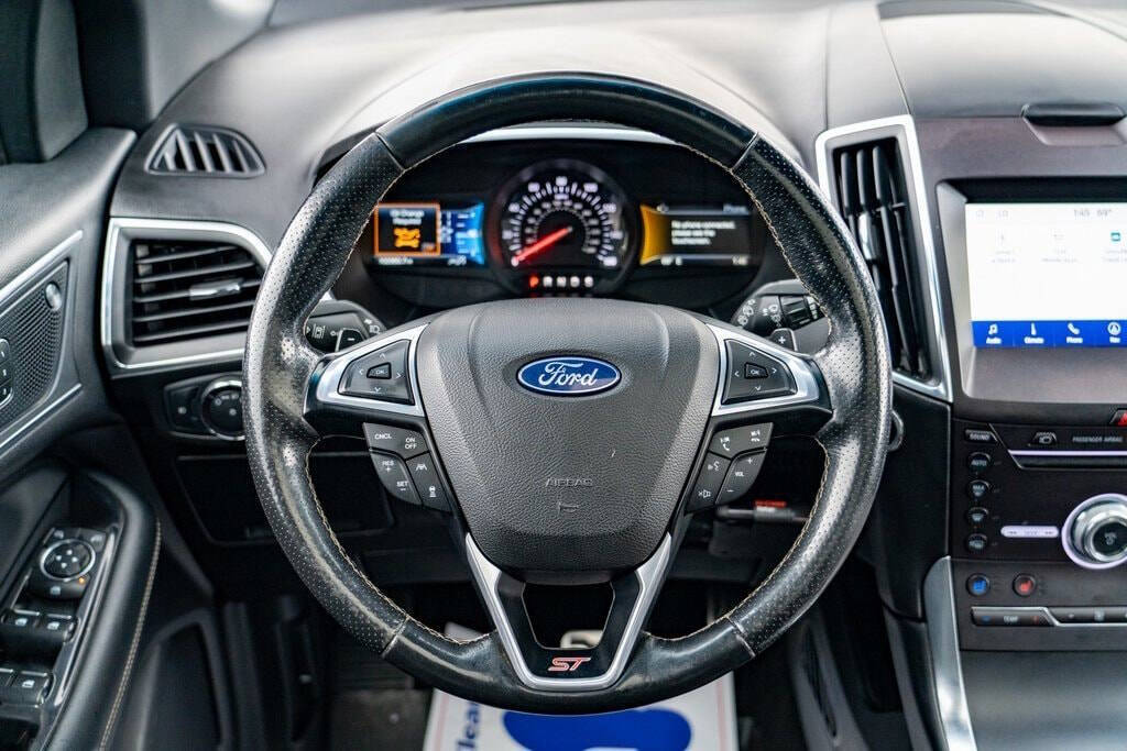 2019 Ford Edge for sale at Auto Destination in Puyallup, WA