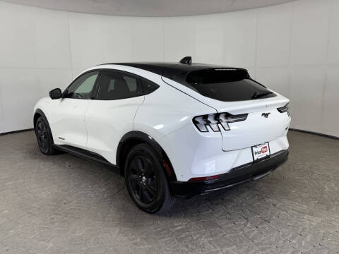 2022 Ford Mustang Mach-E California Route 1