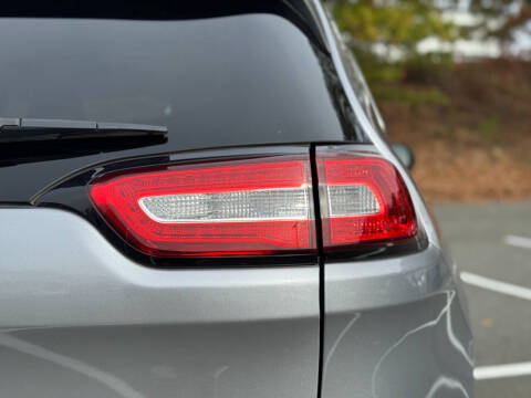 2018 Jeep Cherokee Latitude Plus