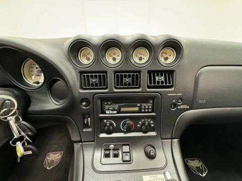 2002 Dodge Viper