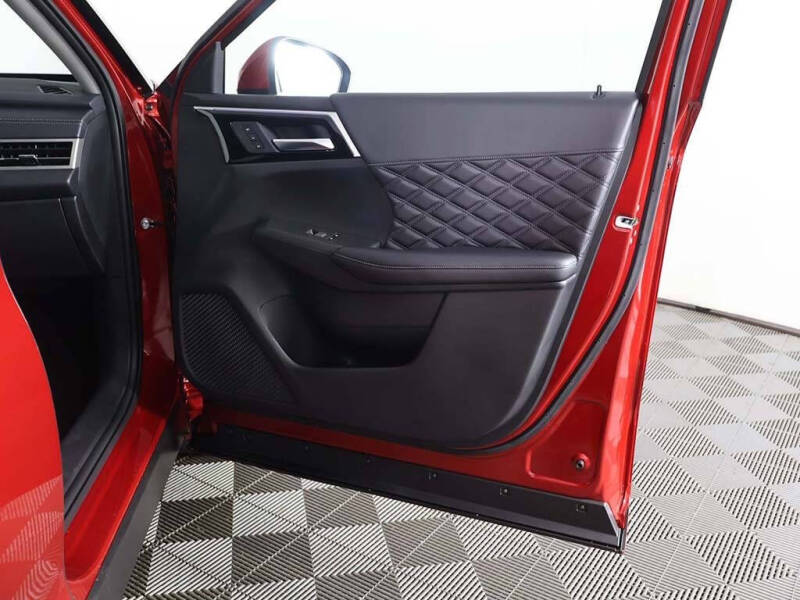 2025 Mitsubishi Outlander PHEV SEL