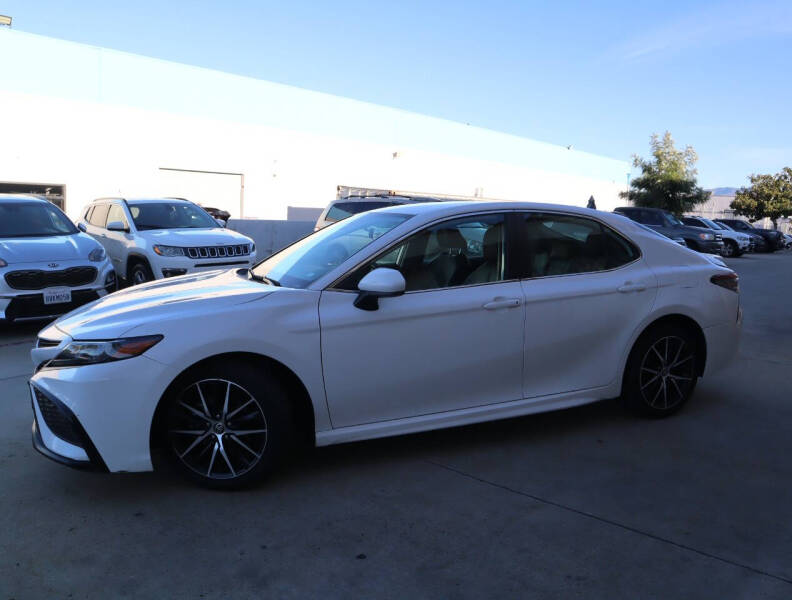 2021 Toyota Camry SE