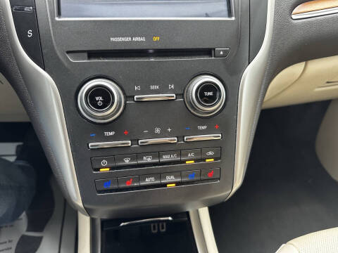 2016 Lincoln MKC Reserve