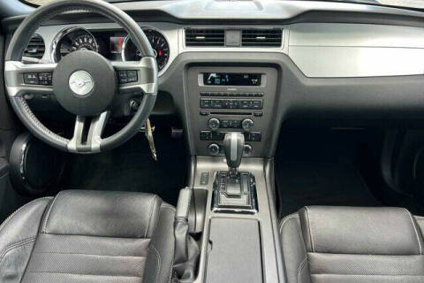 2014 Ford Mustang V6 Premium