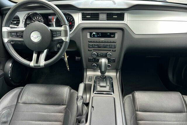 2014 Ford Mustang V6 Premium