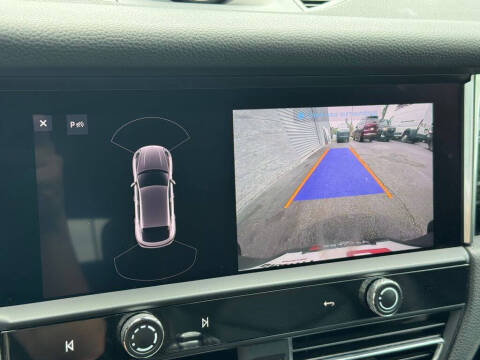 2023 Porsche Macan