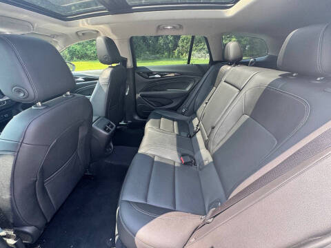 2018 Buick Regal TourX Essence