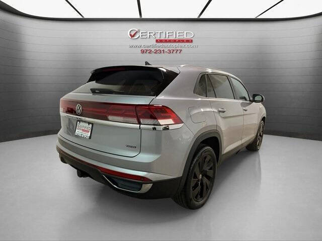 2025 Volkswagen Atlas Cross Sport SE 4Motion