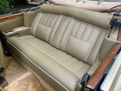 1982 Rolls-Royce Corniche
