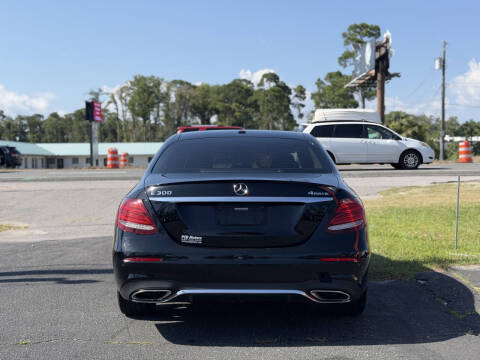 2017 Mercedes-Benz E-Class E 300 4MATIC