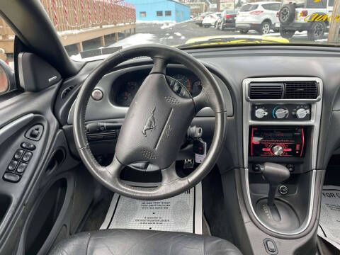 2003 Ford Mustang GT Premium