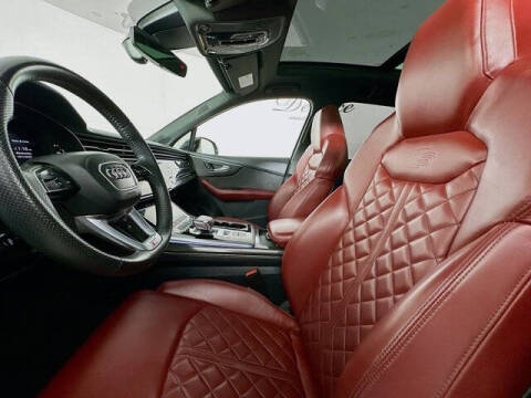 2020 Audi SQ7 4.0T quattro Premium Plus