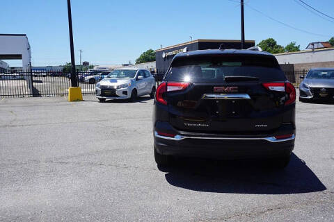2023 GMC Terrain SLT