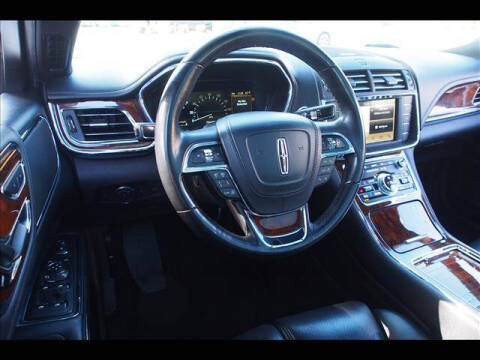 2019 Lincoln Continental Select