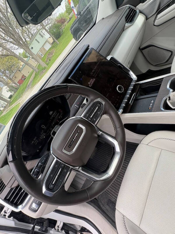 2024 GMC Acadia Denali