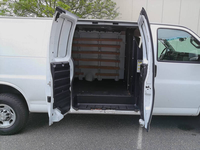 2019 Chevrolet Express 2500