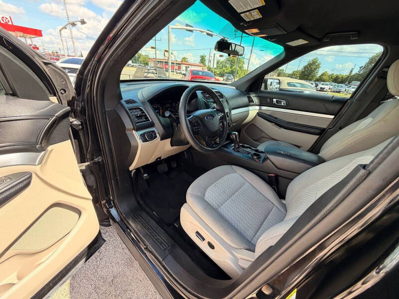 2018 Ford Explorer