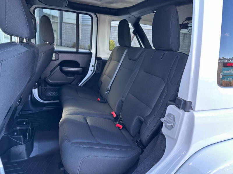 2020 Jeep Wrangler Unlimited Altitude