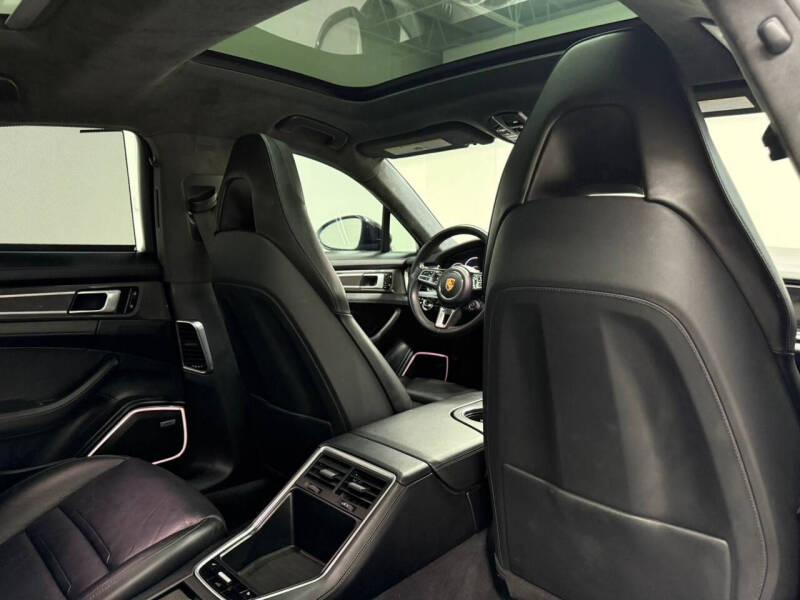 2019 Porsche Panamera Turbo