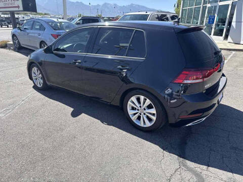 2020 Volkswagen Golf TSI