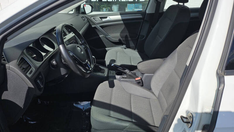 2017 Volkswagen Golf SportWagen TSI S