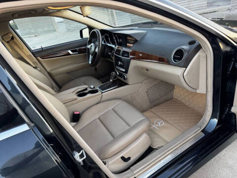 2012 Mercedes-Benz C-Class C 250 Sport