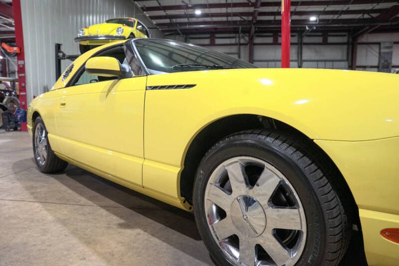 2002 Ford Thunderbird Deluxe