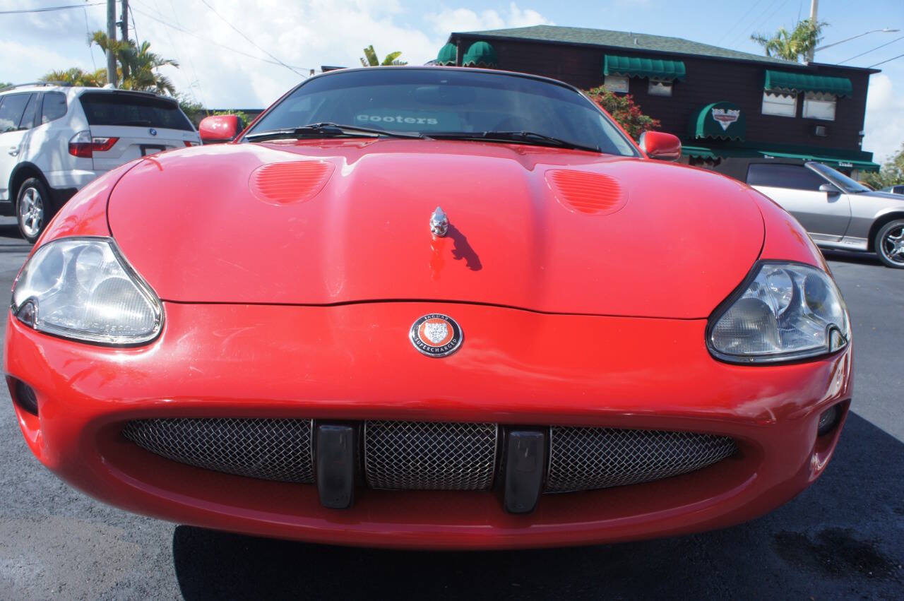2000 Jaguar XKR 9