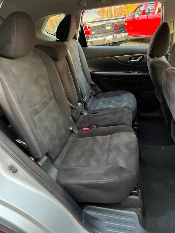 2016 Nissan Rogue SV